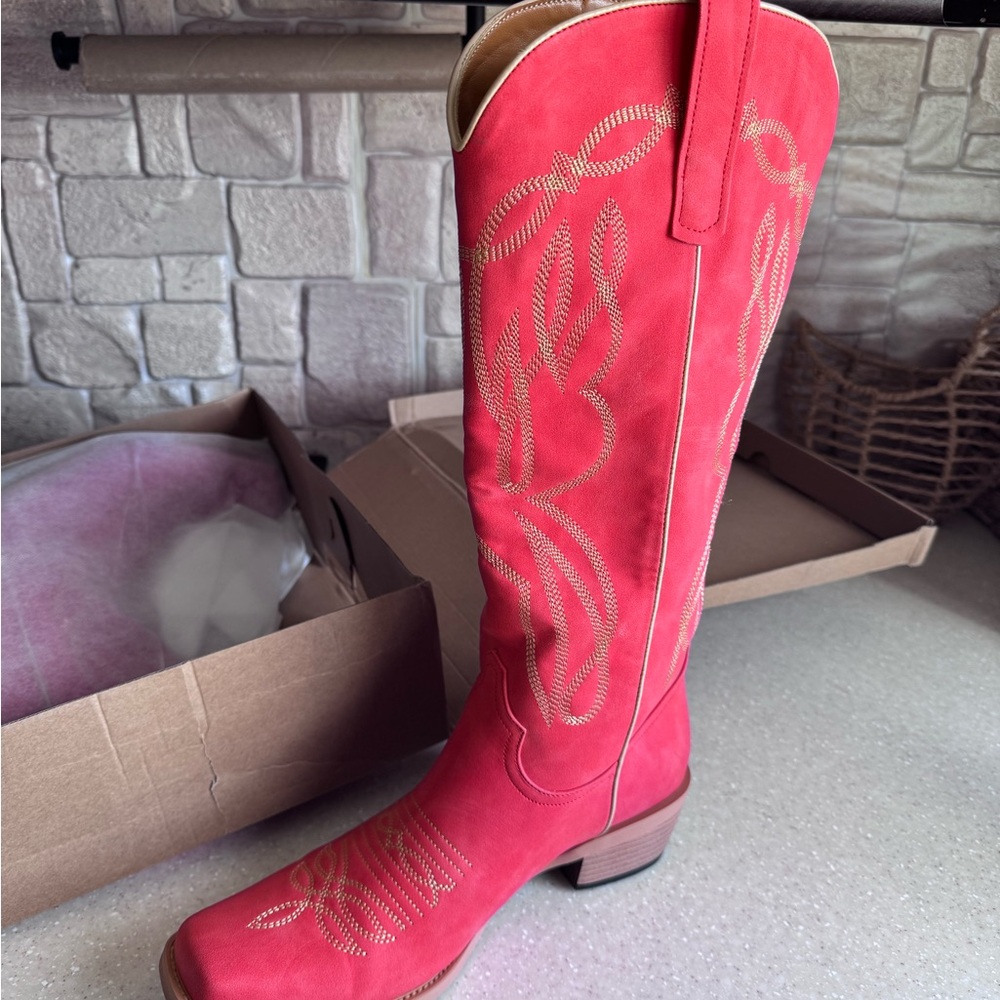 Red Embroidered Women's Boots